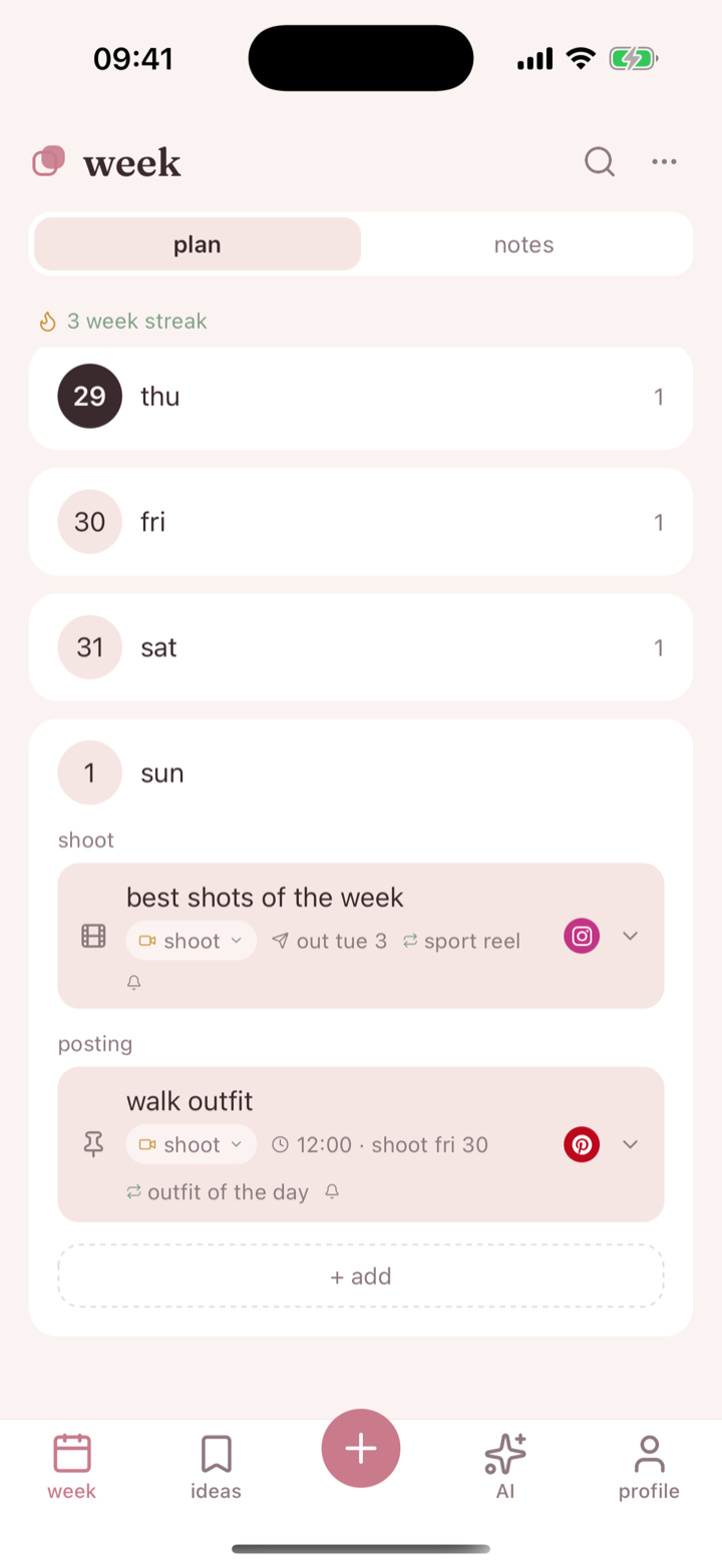 the week screen in amelo: Monday has two lists, “shoot” and “posting”
